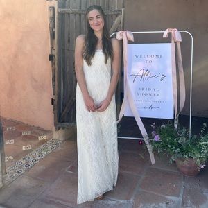 WEWOREWHAT Strapless Cream Lace Dress